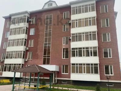 4-комнатная квартира · 240 м² · 3/5 этаж, МКР. Новый каратал — ВОЗЛЕ ПРЕЗИДЕНТСКОЙ ШКОЛЫ за 115 млн ₸ в Талдыкоргане
