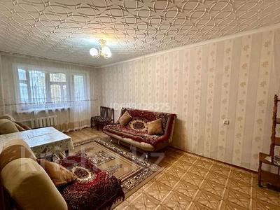 2-комнатная квартира, 45 м², 3/5 этаж, Абая — Абая и Назарбаева район Сокол за 17.5 млн 〒 в Петропавловске