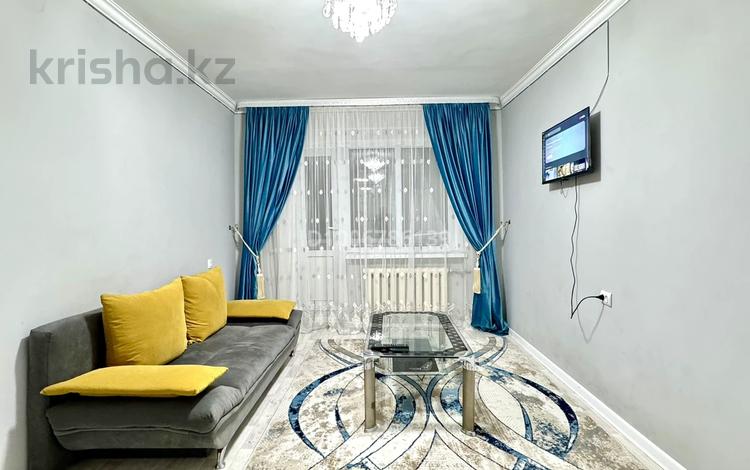 2-комнатная квартира · 65 м² · 3/5 этаж, Айтбаев 33 за 15 000 ₸ в  — фото 2