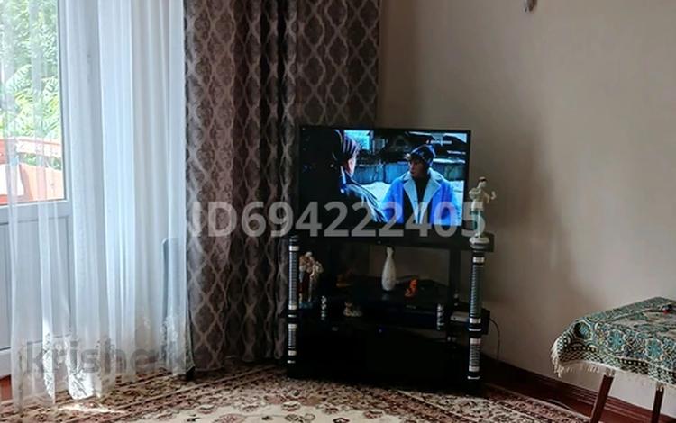 3-комнатная квартира · 60 м² · 2/2 этаж, байзак батыра 189 — желтоксан айтиева за 15.7 млн ₸ в Таразе — фото 2