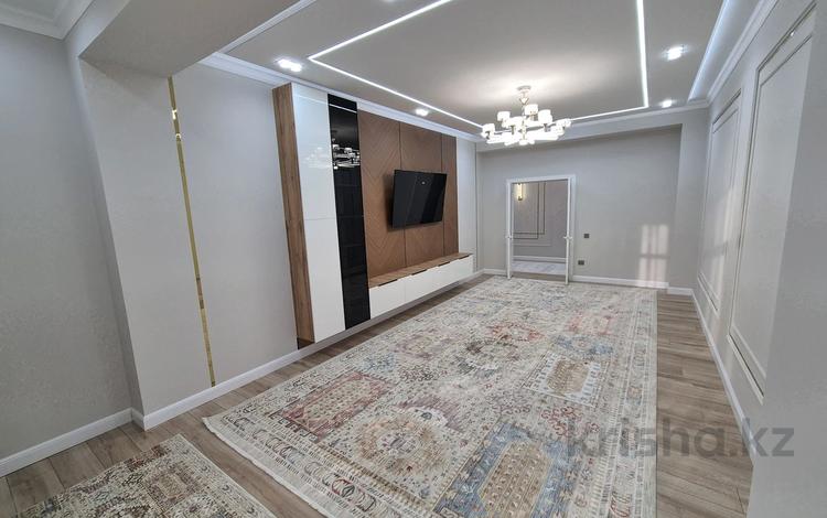 2-бөлмелі пәтер · 90 м² · 4 қабат, 18А ш/а 3, бағасы: 320 000 ₸ в Актау, 18А мкр — фото 15