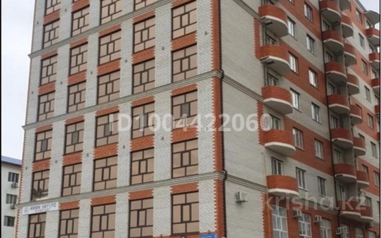 1-комнатная квартира · 52 м², мкр Нурсая, Таумуш Жумагалиев 15 за 200 000 ₸ в Атырау — фото 2