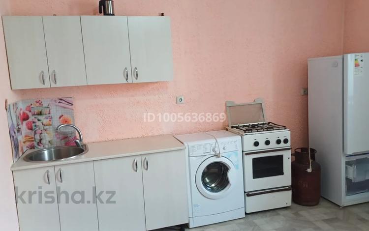 1-комнатная квартира · 30 м² · 2/2 этаж, мкр 6-й градокомплекс, Таниртау 18 — Кашкарбаева за 130 000 ₸ в Алматы, Алатауский р-н — фото 13