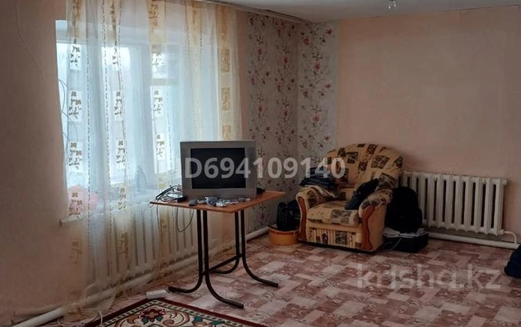 Отдельный дом • 2 комнаты • 60 м² • 4 сот., Уральск за 2.8 млн 〒 — фото 2