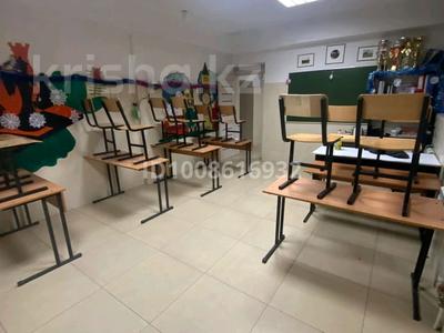 Свободное назначение, офисы, магазины и бутики, склады, салоны красоты, медцентры и аптеки, образование, развлечения · 59.7 м² за 19.5 млн 〒 в Астане, Алматы р-н