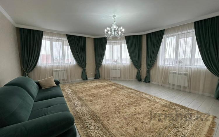 4-комнатная квартира · 122 м² · 3/5 этаж, улица Халел Досмухамедулы за 39.5 млн ₸ в Актобе — фото 10