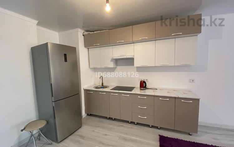 2-комнатная квартира, 51 м², 5/10 этаж помесячно, мкр Аккент 68