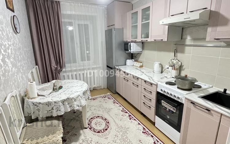 3-комнатная квартира · 64 м² · 5/5 этаж, Момышулы 56/3 — Шик , Молодёжка за 25 млн ₸ в Темиртау — фото 2