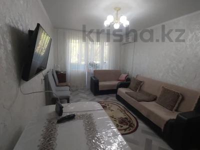 2-бөлмелі пәтер · 42.9 м² · 4/5 қабат, Салтанат ш/а. 13 — рядом Нурислам, бағасы: 13 млн ₸ в Таразе, мкр Салтанат