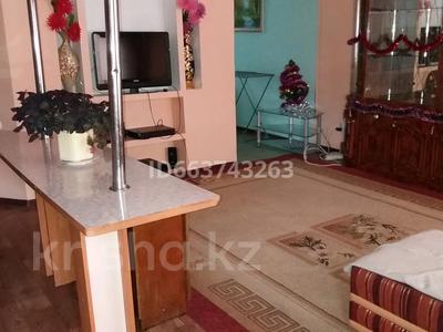 3-комнатная квартира · 96 м² · 1/5 этаж, Самал 21 — Кунаева за 18 500 ₸ в Талдыкоргане