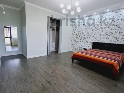 Аренда квартир в Алматы: 3-комнатная квартира · 130 м² · 5/6 этаж, мкр Нур Алатау, Еркегали Рахмадиева за 700 000 〒 3-комнатная квартира · 130 м² · 5/6 этаж, мкр Нур Алатау, Еркегали Рахмадиева за 700 000 〒 в Алматы, Бостандыкский р-н