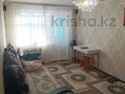 2-комнатная квартира · 45 м² · 2/5 этаж, Майкудук, 15й микрорайон — 16й микрорайон за 9.9 млн ₸ в Караганде, Алихана Бокейханова р-н
