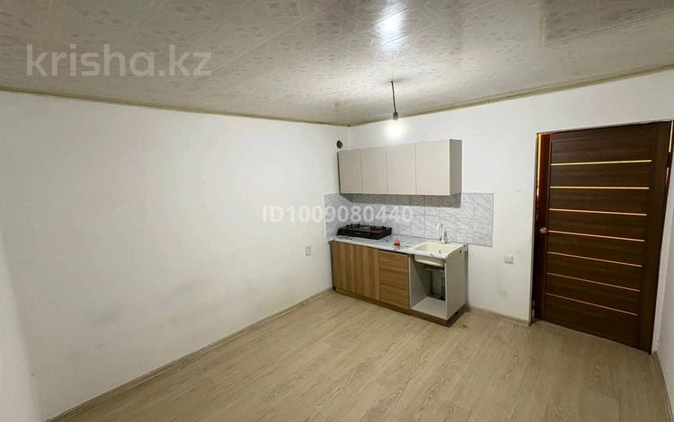 2-комнатная квартира · 30 м² · 1/1 этаж, мкр Акбулак, Зия Самади 46 — Сухэ за 130 000 〒 в Алматы, Алатауский р-н — фото 2