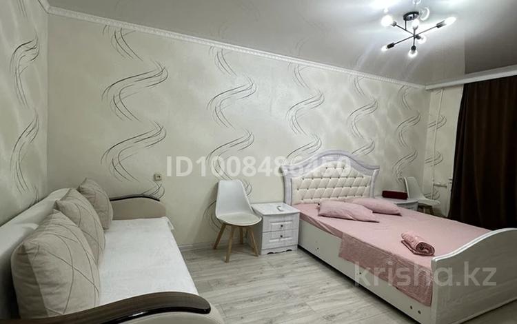 1-комнатная квартира · 50 м² · 3/5 этаж, Алашахана 2 — Гарден хол ,Акимат ,Жигер спорт комплекс за 14 000 ₸ в Жезказгане — фото 7