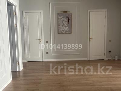 4-бөлмелі пәтер · 160 м² · 10/15 қабат, 17-ш/а. 54, бағасы: 70 млн ₸ в Актау, 17-й мкр