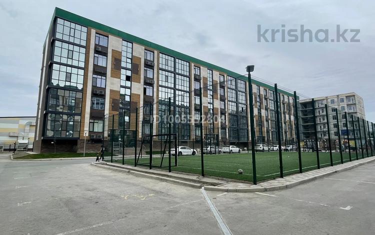 2-бөлмелі пәтер · 87.3 м² · 5/5 қабат, мкр Нурсая, Абулхаир Хана 46/3, бағасы: 47 млн ₸ в Атырау — фото 2