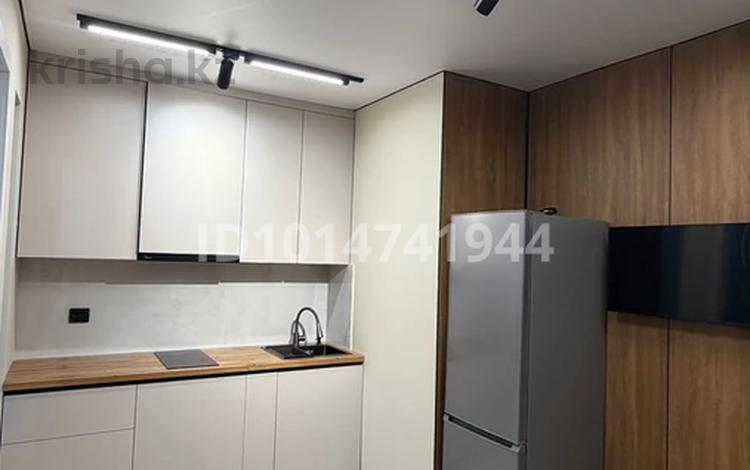 1-комнатная квартира · 40 м² · 3/9 этаж, мкр Шугыла, Мкрн Шугыла за 260 000 ₸ в Алматы, Наурызбайский р-н — фото 2