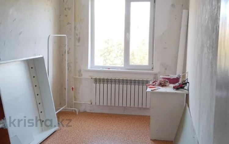 2-бөлмелі пәтер · 45 м² · 4/5 қабат, 1 ш/а, тургенева 102, бағасы: 10.8 млн ₸ в Актобе, мкр 5 — фото 2