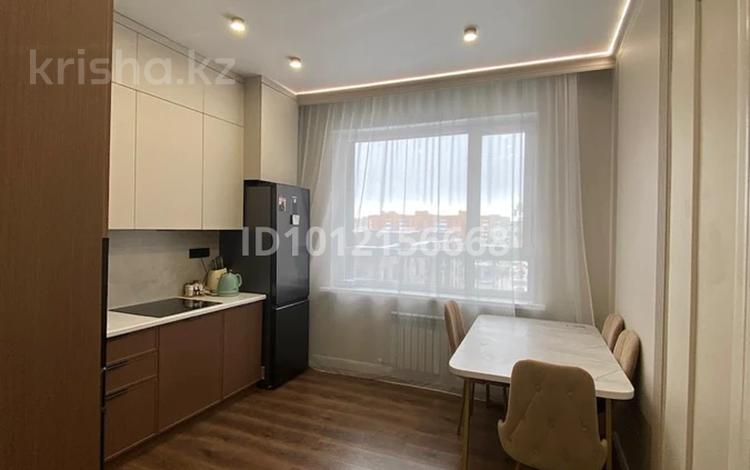 2-бөлмелі пәтер · 60 м², Ракымжан Кошкарбаев 54, бағасы: 300 000 ₸ в Астане, Сарайшык р-н — фото 6