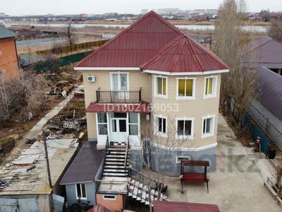 Отдельный дом · 8 комнат · 360 м² · 16 сот., ул. Пушкина 12 — Пушкина-Северного за 85.5 млн 〒 в Атырау