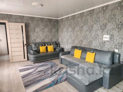 2-бөлмелі пәтер · 47 м² · 4/5 қабат, Ауэзова 102, бағасы: 15 000 〒 в Щучинске