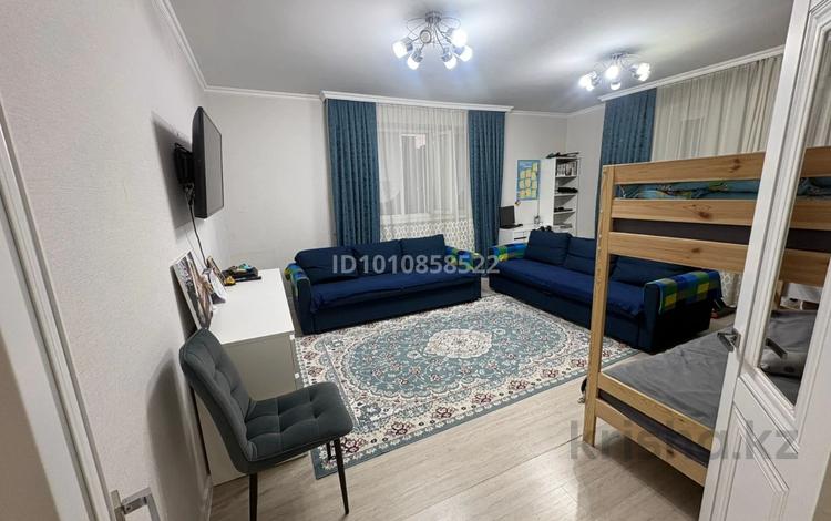 3-бөлмелі пәтер · 92 м² · 2/9 қабат, Кюйши Дины 25/2, бағасы: 40 млн ₸ в Астане, Алматы р-н — фото 2