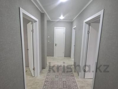 3-комнатная квартира · 90 м² · 2/9 этаж, мкр Кунаева за 41 млн 〒 в Уральске