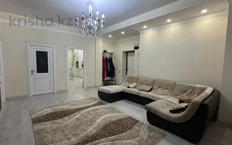 3-комнатная квартира · 110 м² · 10/14 этаж, 17-й мкр, 17 мкрн 7 за 600 000 ₸ в Актау — фото 2