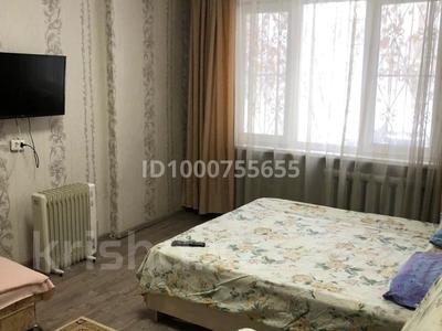 2-бөлмелі пәтер · 40 м² · 3/5 қабат, Бурова 9 — Кабанбай батыра, бағасы: 2 500 〒 в Усть-Каменогорске, Ульбинский