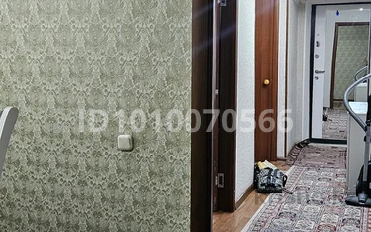 3-бөлмелі пәтер · 60 м² · 1/5 қабат, Майкудук, Майкудук, 15й микрорайон 8, бағасы: 12.2 млн ₸ в Караганде, Алихана Бокейханова р-н — фото 2