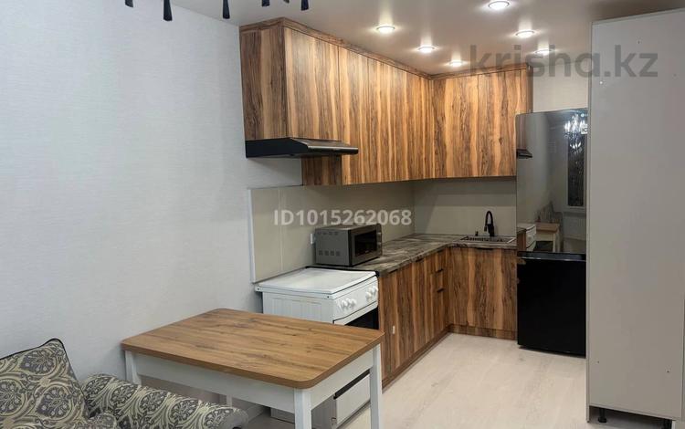2-комнатная квартира · 43 м² · 7/7 этаж, Кабанбай батыра 75а за 250 000 ₸ в Астане, Есильский р-н — фото 2