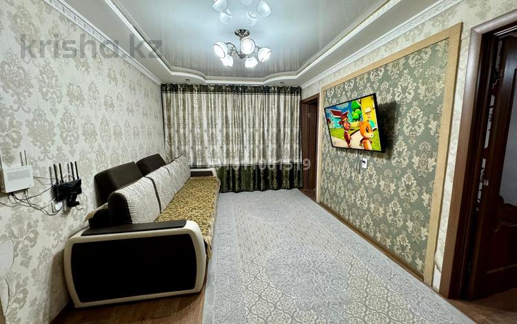 3-комнатная квартира · 60 м² · 1/5 этаж, Баздырева — Жанасемейская 35 за 15 000 ₸ в Семее — фото 8