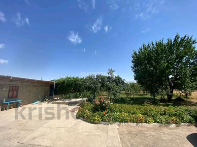 Отдельный дом · 5 комнат · 122 м² · 11 сот., мкр Акбулым, Желтоксан 20 за 25 млн 〒 в Таразе