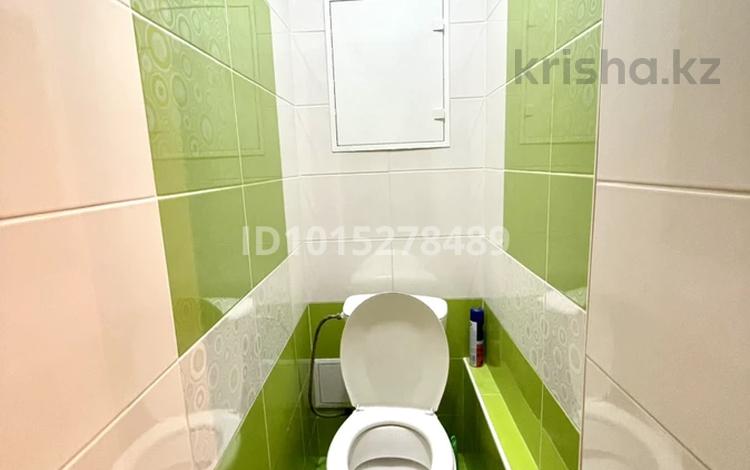 2-комнатная квартира · 56 м² · 1/5 этаж, Бурова 22 — Рядом ука вокзал и центральный рынок за 200 000 ₸ в Усть-Каменогорске — фото 2