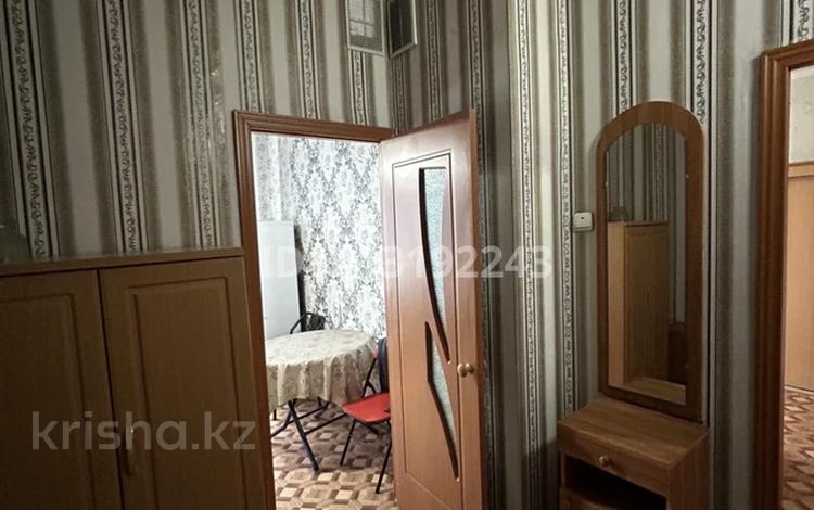 1-комнатная квартира · 40 м² · 6/9 этаж, мкр Аксай-2 за 200 000 ₸ в Алматы, Ауэзовский р-н — фото 2