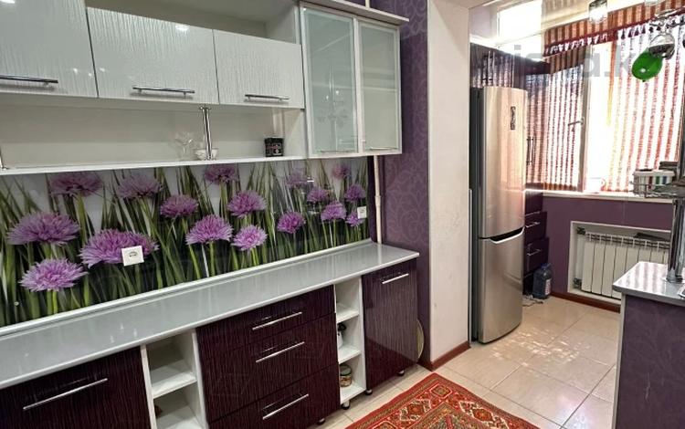 3-бөлмелі пәтер · 70 м² · 4/5 қабат, 12-ш/а. 61, бағасы: 18.5 млн ₸ в Актау, 12-й мкр — фото 2