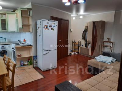 3-комнатная квартира, 45 м², 3/5 этаж, Естая 40 за 23 млн 〒 в Павлодаре