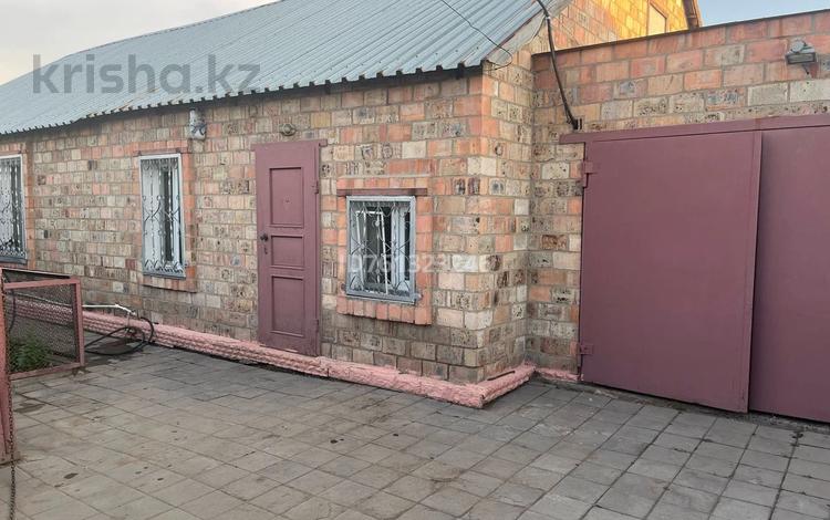 Отдельный дом · 4 комнаты · 100 м² · 7.5 сот., Проезд Первомайский 8 — Напротив Медсанчасти за 16.5 млн 〒 в Шахтинске — фото 2