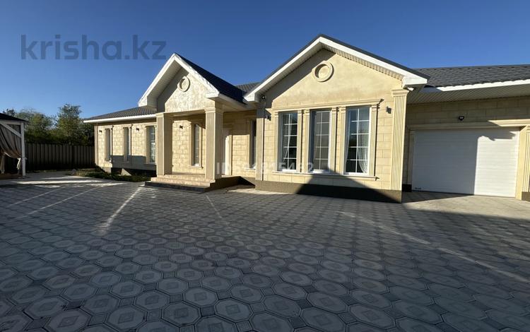 Жеке үй · 5 бөлме · 300 м² · 12 жүзд., Ивушка 12, бағасы: 75 млн ₸ в Уральске — фото 23