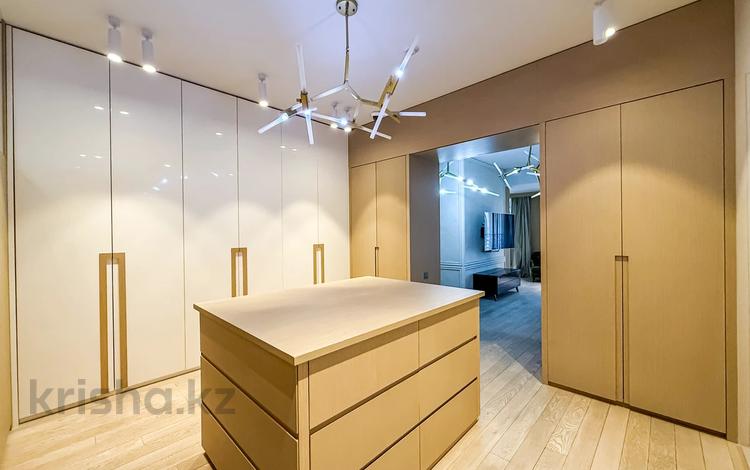 4-бөлмелі пәтер · 303.9 м² · 10/10 қабат, Кабанбай Батыра, бағасы: 490 млн ₸ в Алматы, Медеуский р-н — фото 34