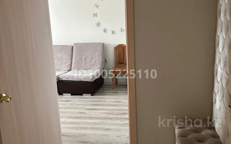 1-комнатная квартира · 48 м² · 2/9 этаж, Фролова — Центр, Жемчужина за 12 000 ₸ в Костанае — фото 2