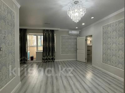 2-комнатная квартира · 64.7 м² · 2/9 этаж, Пр. Алии Молдагуловой 21В корпус1 за 200 000 〒 в Актобе