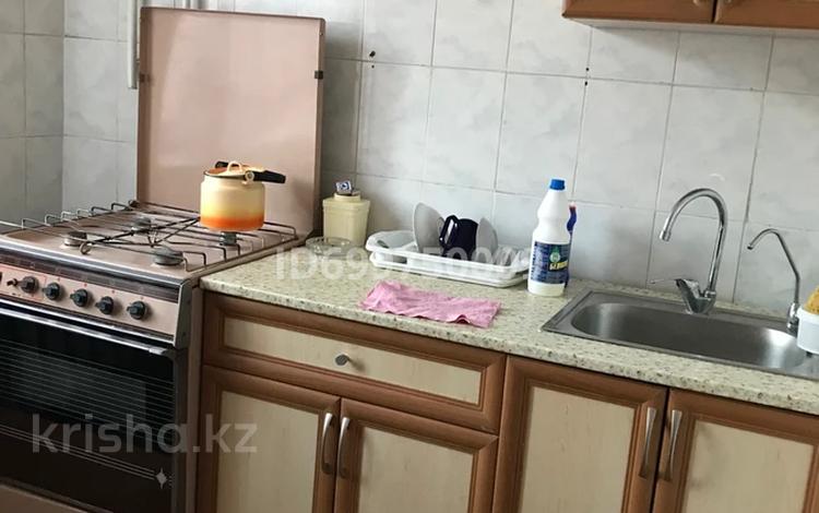2-комнатная квартира · 42 м² · 1/2 этаж, мкр Шанхай, маресьева 11 за 10 млн 〒 в Актобе — фото 2