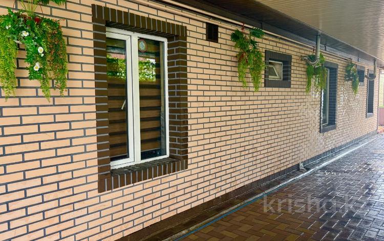 Отдельный дом · 3 комнаты · 69 м² · 8 сот., Николая Кассина за 75 млн ₸ в Алматы — фото 3