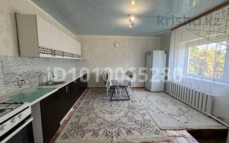 Үйдің бір бөлігі · 4 бөлме · 100 м² · 8 жүзд., Горький 15/1, бағасы: 12 млн ₸ в Теректы — фото 2