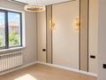 Жеке үй · 5 бөлме · 220 м² · 4 жүзд., Самурык — Мкр Жеруык, бағасы: 79.9 млн ₸ в Туздыбастау (Калинино) — фото 3