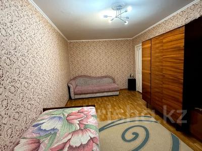 1-бөлмелі пәтер · 33 м² · 1/5 қабат, Тастақ-2 ш/а., Тлендиева 18 — ТаСтак-2, бағасы: 23.5 млн ₸ в Алматы, Алмалинский р-н