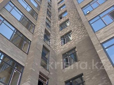 2-комнатная квартира, 83.7 м², 4/9 этаж, мкр. Алтын орда, Мангилик ел за 23.5 млн 〒 в Актобе, мкр. Алтын орда