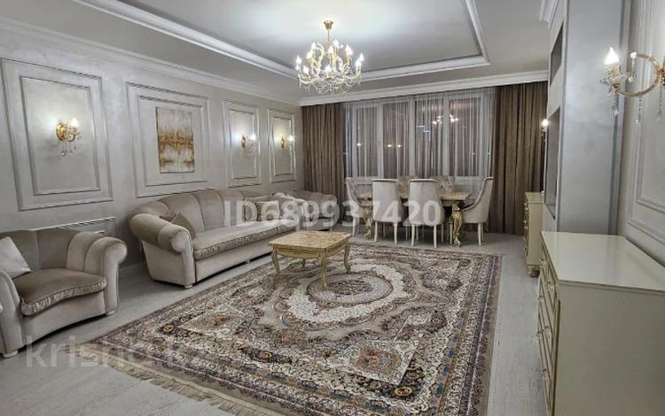3-комнатная квартира · 125 м² · 16/21 этаж, Аль-Фараби 21 за 800 000 ₸ в Алматы, Бостандыкский р-н — фото 3