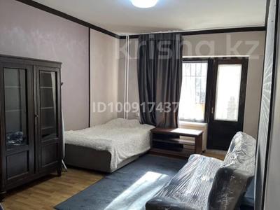 1 комната · 55 м² · 2/5 этаж, мкр Жетысу-4 10 — Момышулы - Абая за 75 000 〒 в Алматы, Ауэзовский р-н